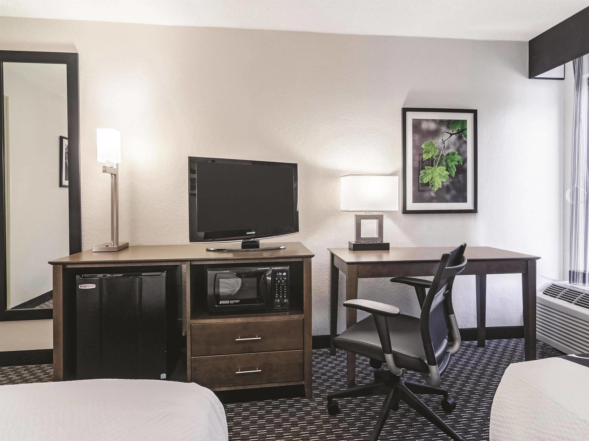 La Quinta By Wyndham Myrtle Beach - N. Kings Hwy מראה חיצוני תמונה